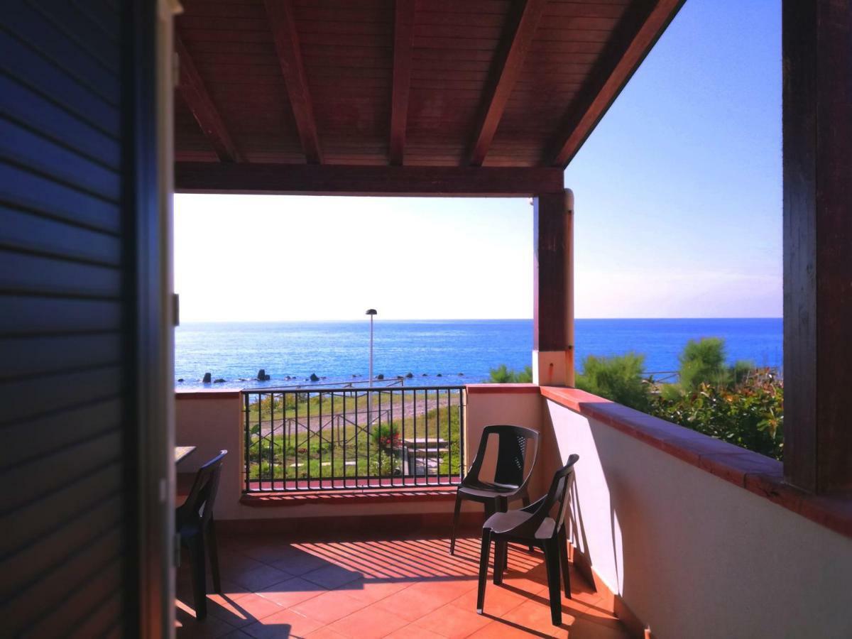 Capo D'Orlando Apartments - Sabbia Eksteriør billede